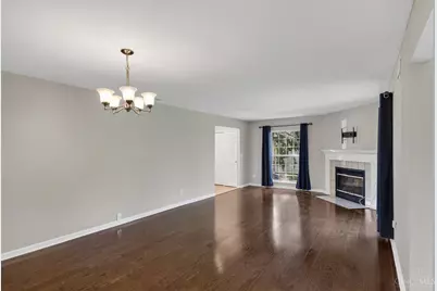 5574 Regimental Pl, Cincinnati, OH 45239 - Photo 16