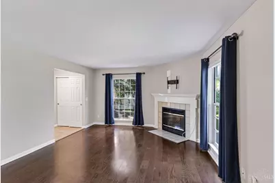 5574 Regimental Pl, Cincinnati, OH 45239 - Photo 6