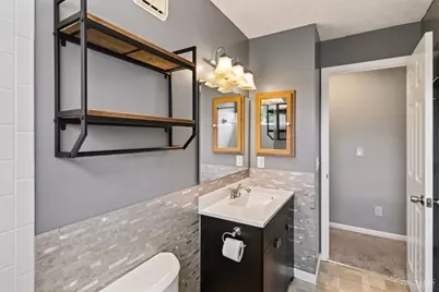 5574 Regimental Pl, Cincinnati, OH 45239 - Photo 34