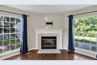 5574 Regimental Pl, Cincinnati, OH 45239 - Photo 10
