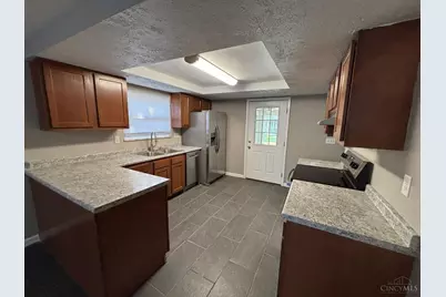 6435 Highbury Road, Huber Heights, OH 45424 - Photo 8