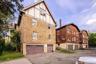2733 Stratford Ave, Cincinnati, OH 45220 - Photo 4