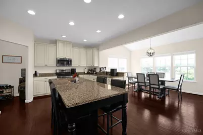 6468 Holly Lane, Fairfield Township, OH 45011 - Photo 8