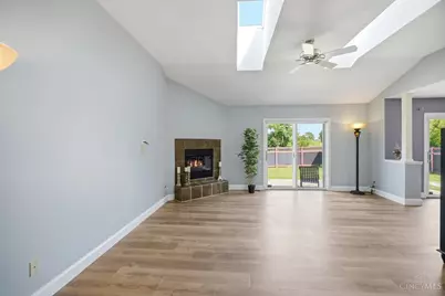 2396 Ferndown Drive, Miamisburg, OH 45342 - Photo 6