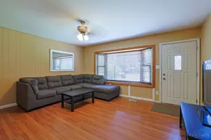404 Mohican Dr, Loveland, OH 45140 - Photo 4
