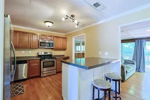 404 Mohican Dr, Loveland, OH 45140 - Photo 8