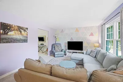 633 Glensprings Drive, Springdale, OH 45246 - Photo 6