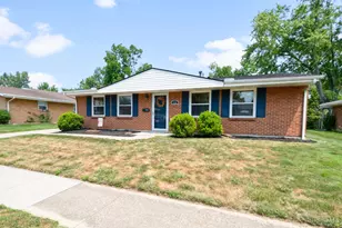 1733 Beaver Creek Ln, Kettering, OH 45429 - Photo 1
