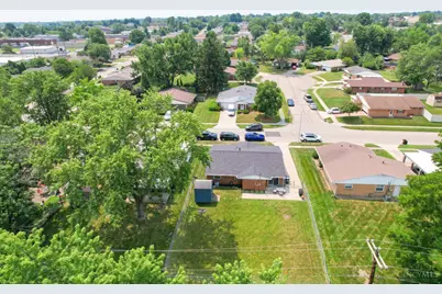 1733 Beaver Creek Lane, Kettering, OH 45429 - Photo 40