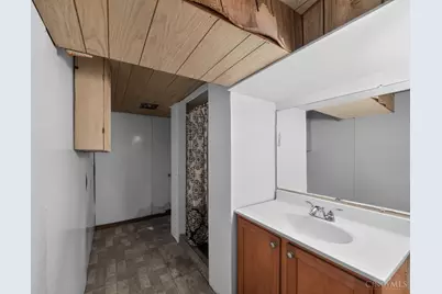 2717 W North Bend Road, Cincinnati, OH 45239 - Photo 24