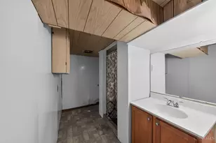 2717 W North Bend Rd, Cincinnati, OH 45239 - Photo 24