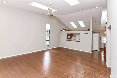 5359 Gantzfield Court, Sharonville, OH 45241 - Photo 10