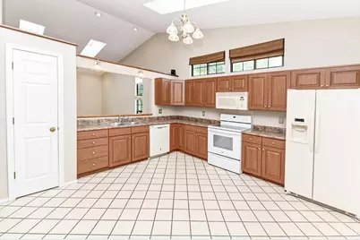 5359 Gantzfield Court, Sharonville, OH 45241 - Photo 12
