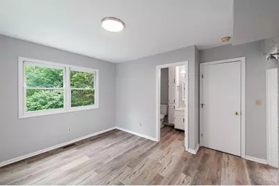 1190 N Lynnebrook Drive, Cincinnati, OH 45224 - Photo 12