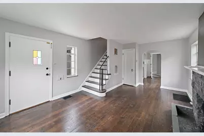 1190 N Lynnebrook Drive, Cincinnati, OH 45224 - Photo 2