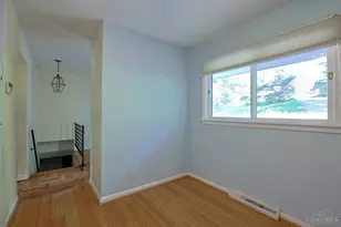 7280 Georgetown Ct, Springfield Township, OH 45224 - Photo 12