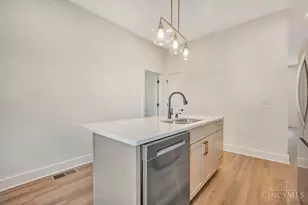 671 Delhi Ave, Cincinnati, OH 45204 - Photo 12