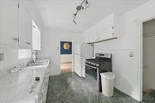 5246 Shepherd Rd, Cincinnati, OH 45223 - Photo 12