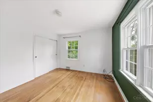 5246 Shepherd Rd, Cincinnati, OH 45223 - Photo 16