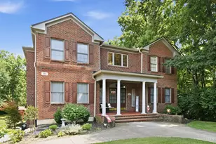 185 Woods Edge Ct, Union Twp, OH 45177 - Photo 2