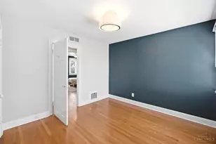 5709 Doerger Ln, Cincinnati, OH 45212 - Photo 22