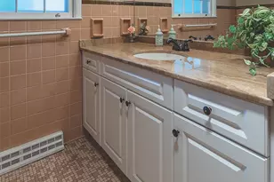 220 Linden Dr, Wyoming, OH 45215 - Photo 24