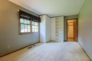 9429 Stonecrest Ct, Symmes Township, OH 45249 - Photo 16