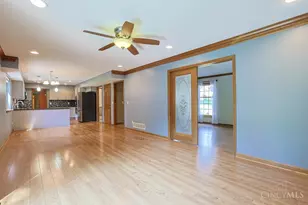 9429 Stonecrest Ct, Symmes Township, OH 45249 - Photo 12