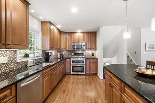 526 Chisholm Trail, Wyoming, OH 45215 - Photo 16
