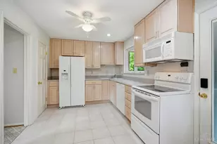 10789 Kinglet Cir, Montgomery, OH 45249 - Photo 12