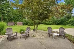 10789 Kinglet Cir, Montgomery, OH 45249 - Photo 8