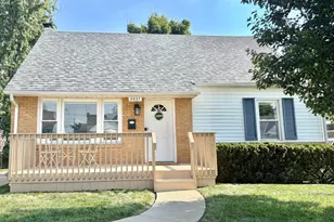 3927 Hemphill Way, Deer Park, OH 45236 - Photo 2