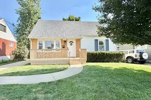 3927 Hemphill Way, Deer Park, OH 45236 - Photo 1
