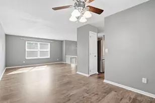 9873 Greenriver Dr, Colerain Township, OH 45231 - Photo 12