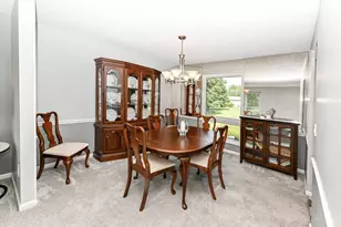 8004 Honeysuckle Ln, West Chester, OH 45069 - Photo 10