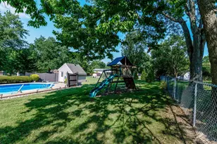 8004 Honeysuckle Ln, West Chester, OH 45069 - Photo 46