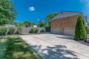 8004 Honeysuckle Ln, West Chester, OH 45069 - Photo 42