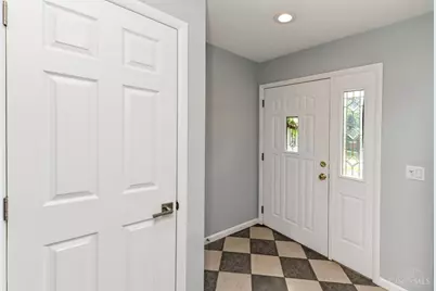 8004 Honeysuckle Lane, West Chester, OH 45069 - Photo 4