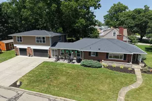 6941 Rosemary Ln, Sycamore Township, OH 45236 - Photo 2