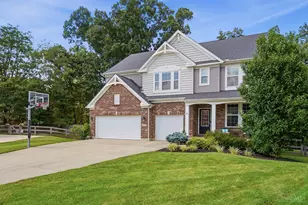 1222 Belle Meadows Dr, Loveland, OH 45140 - Photo 2