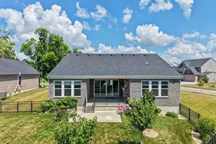 1179 Broadmoor Ln, Turtle Creek Township, OH 45036 - Photo 38