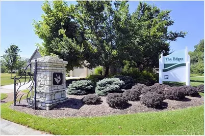 343 Ashley Lane, Wyoming, OH 45215 - Photo 2