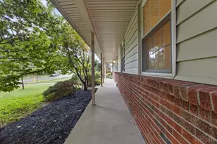 1658 Yellowglen Dr, Anderson Township, OH 45255 - Photo 6