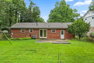 1658 Yellowglen Dr, Anderson Township, OH 45255 - Photo 34