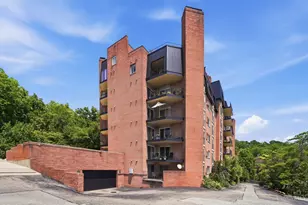 880 Rue De La Paix, Cincinnati, OH 45220 - Photo 2