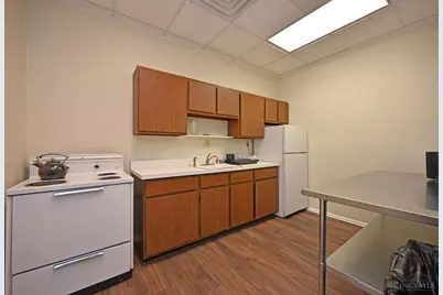 880 Rue De La Paix #A24, Cincinnati, OH 45220 - Photo 46