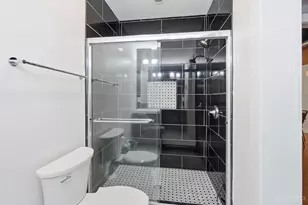 1215 Central Ave, Cincinnati, OH 45214 - Photo 22