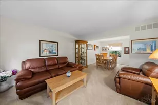 313 Parktrail Ln, Delhi Township, OH 45238 - Photo 2