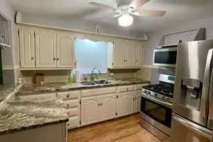 5621 Garrett Dr, Miami Township, OH 45150 - Photo 8