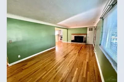 5621 Garrett Drive, Miami Township, OH 45150 - Photo 6